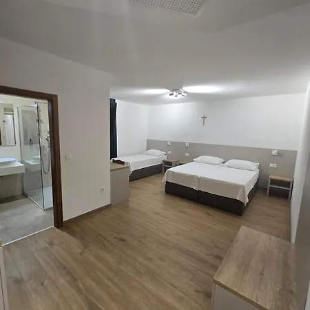 81 4* Međugorje